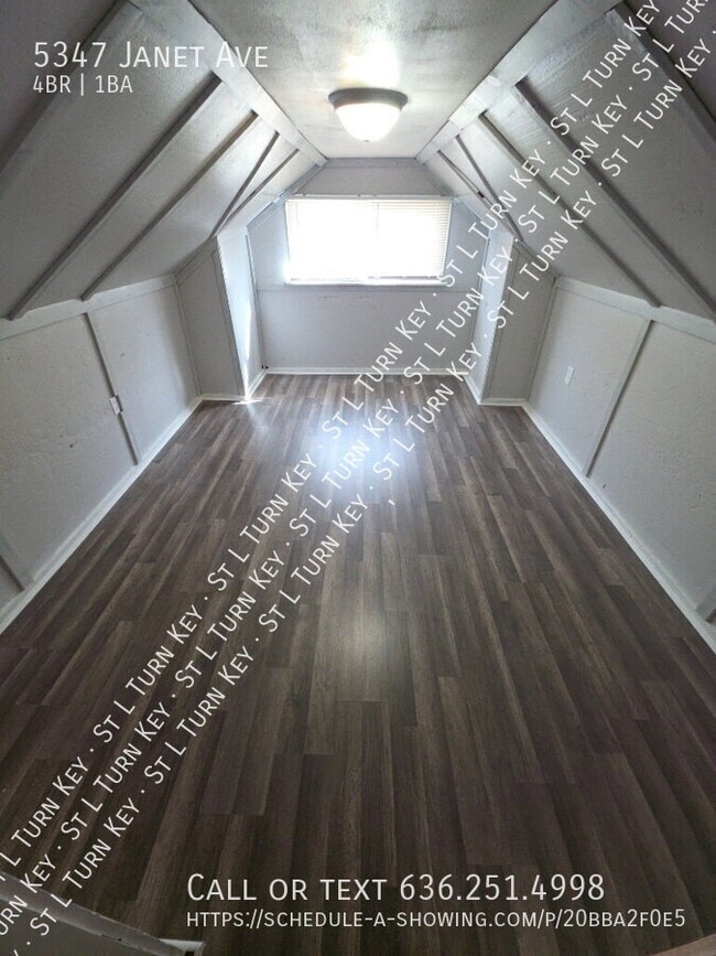 Photo - 5347 Janet Ave