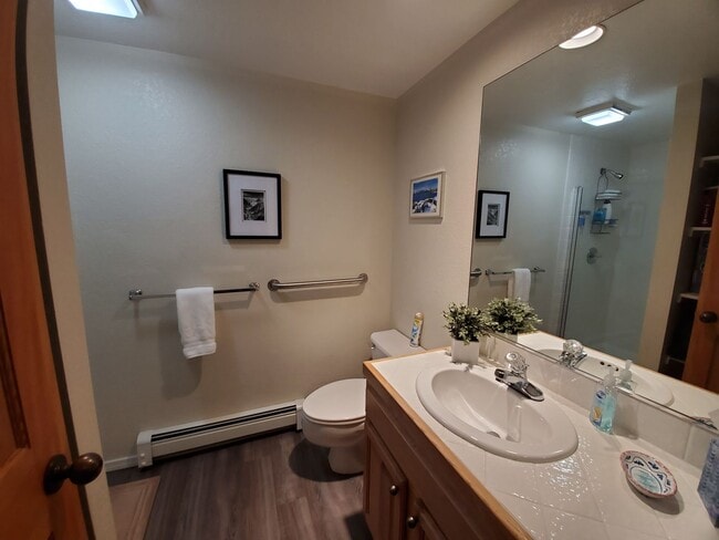 Photo - Rare summer seasonal rental! Unit 180