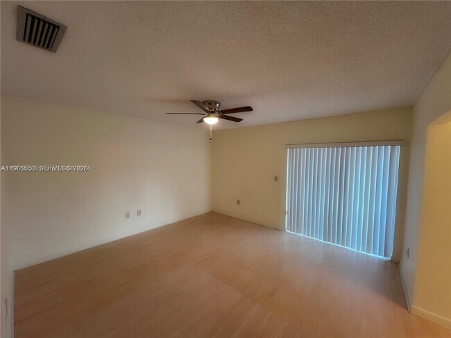 Photo - 17170 SW 94th Ave