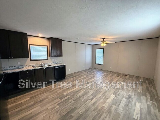 Photo - 274 Lark Meadow Dr