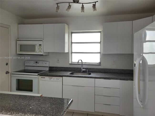 Photo - 1020 94th St Unit 503