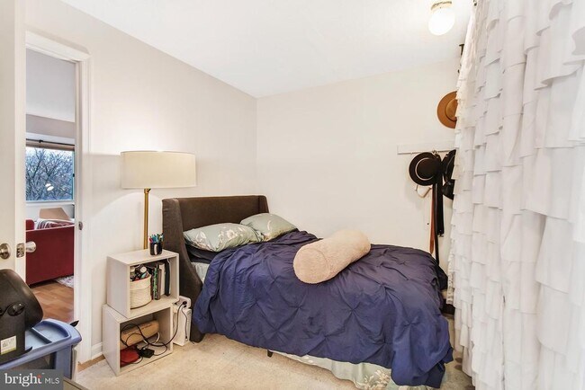 Photo - 2500 N Van Dorn St Unit 918