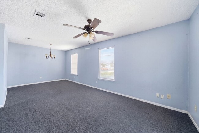 Photo - 406 E 34th St