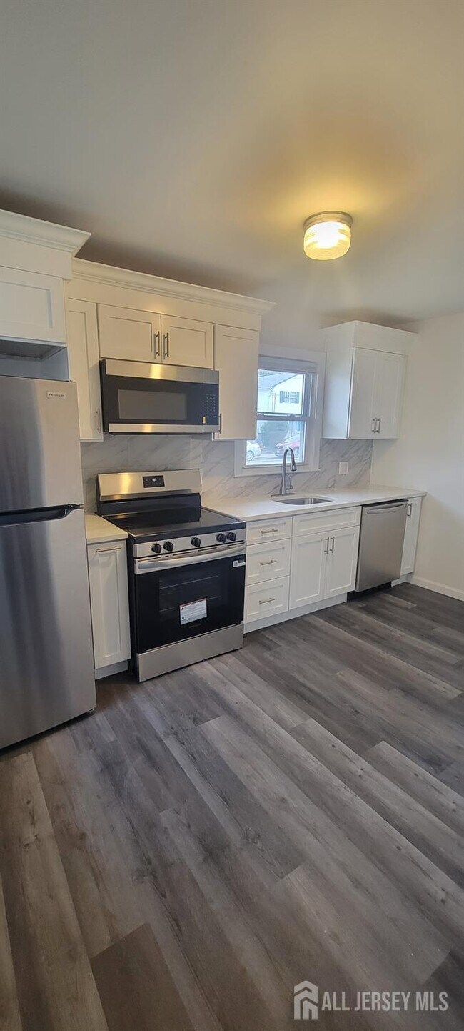 Photo - 358 Raritan St