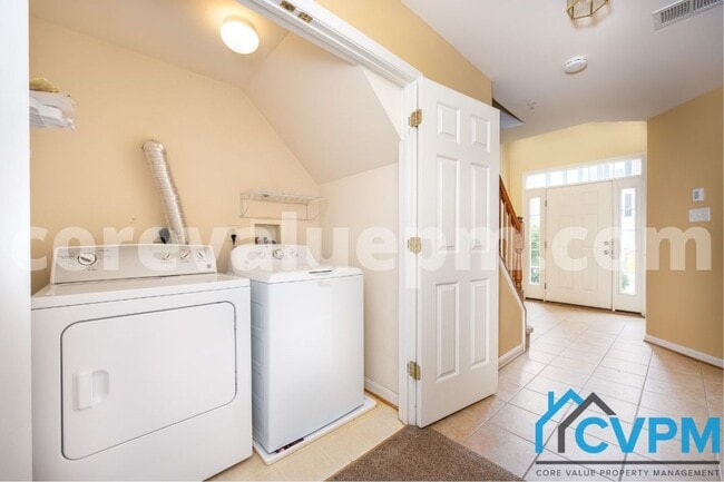 Photo - 1023 Railbed Dr