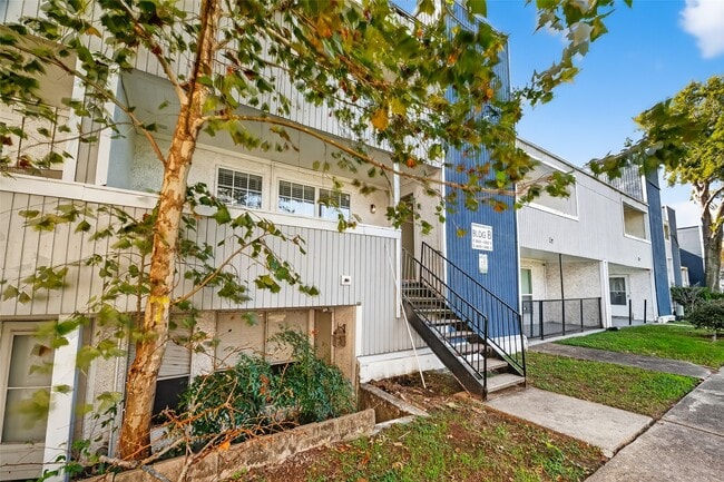 Photo - 781 Country Pl Dr Unit 2054