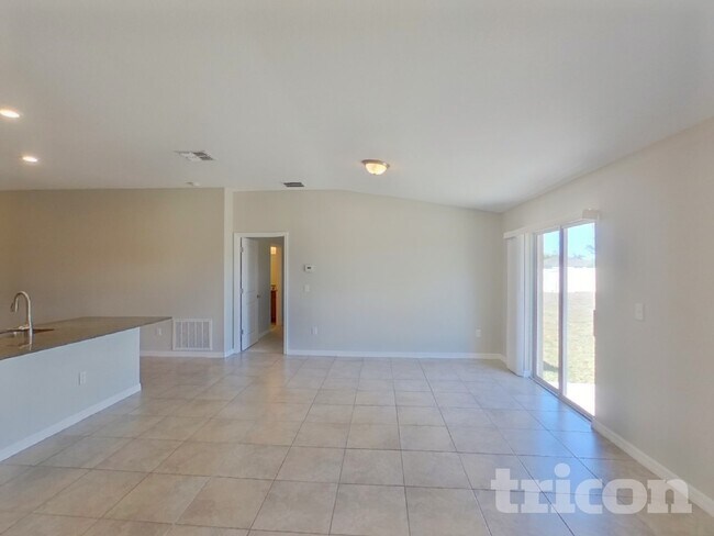 Photo - 1616 Broad Winged Hawk Dr