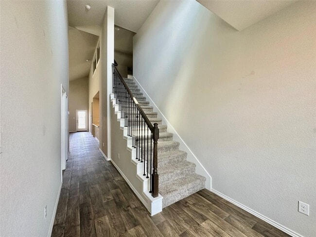 Photo - 5410 Pembrokeshire Cir