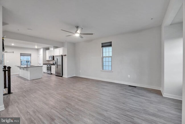 Photo - 14737 Earl Mitchell Ave