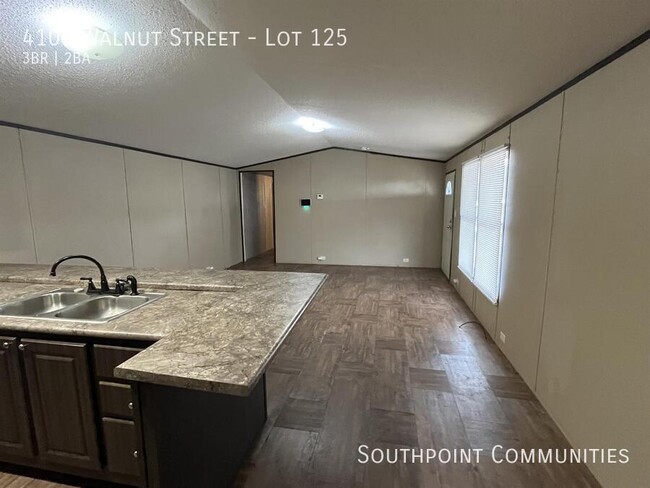 Photo - 4100 Walnut Ave