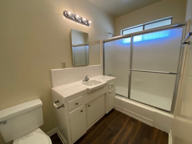 Bathroom - 1241 Boynton St
