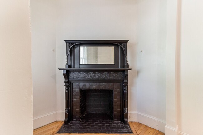 Photo - 169 Waterman St Unidad 2
