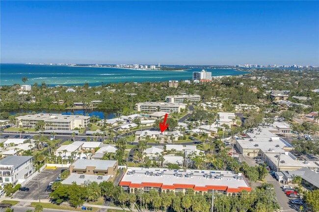 Building Photo - 111 Whispering Sands Cir