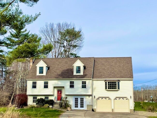 Building Photo - 4 Pheasant Ct