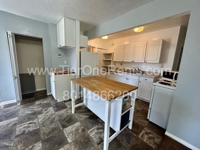 Photo - This property offers a NO DEPOSIT option available for qualified renters!