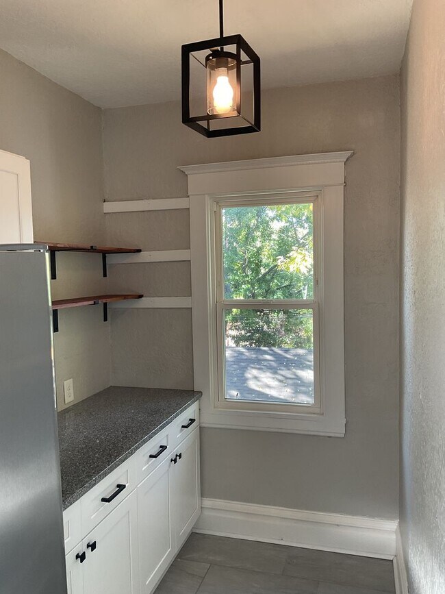 Photo - Beautifully Updated 4 BR/2 BA Upper-Level Duplex in Minneapolis with 2-Car Garage!