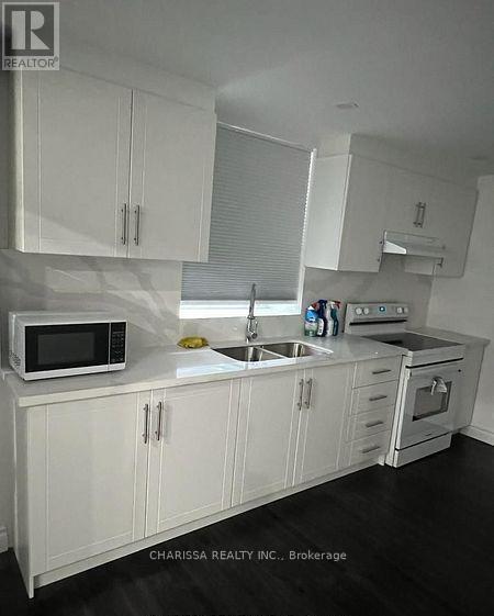 Photo - 1334 Apollo St