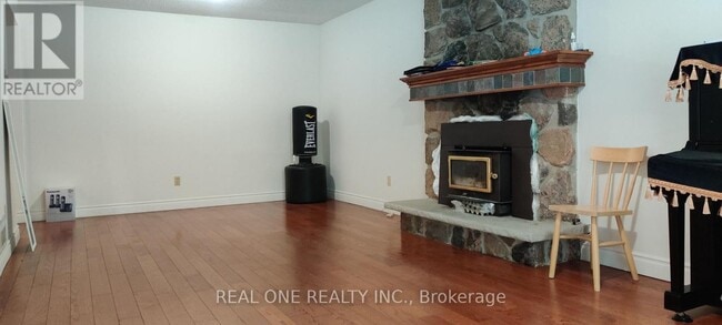 Photo - 72 Liebeck Crescent