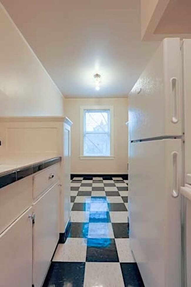 Photo - NEVADA COURT APARTMENTS (MCM02)