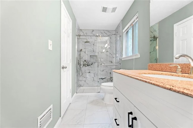 Photo - 6876 Maddox Rd