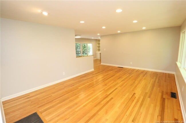 Photo - 1009 Dogwood Ln