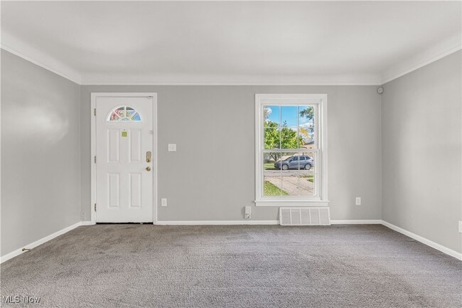 Photo - 542 Darlington Dr