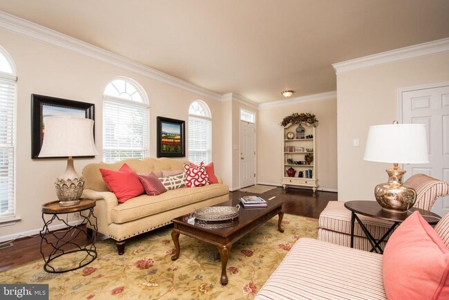 Photo - 203 Misty Pond Terrace