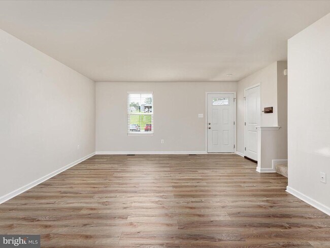 Photo - 203 Williams St