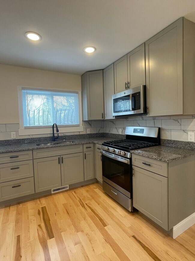 Photo - 74 Elmwood Ave