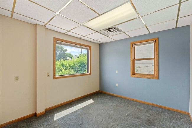 Photo - 204 West Main St