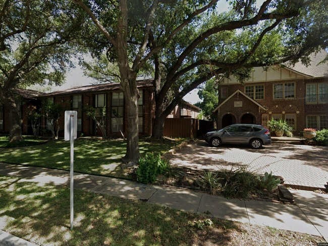 Building Photo - 4219 Avondale Ave Unit 116 Rental