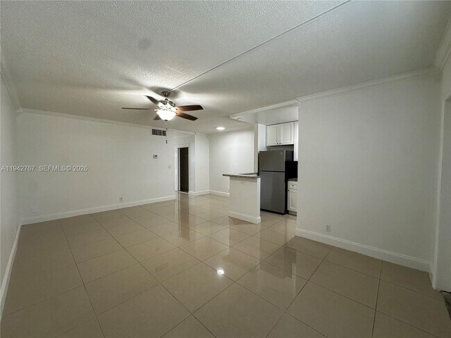 Photo - 1400 NE 56th St Unit 209