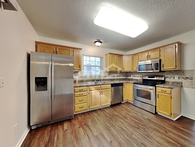 Photo - 316 Windsong Dr