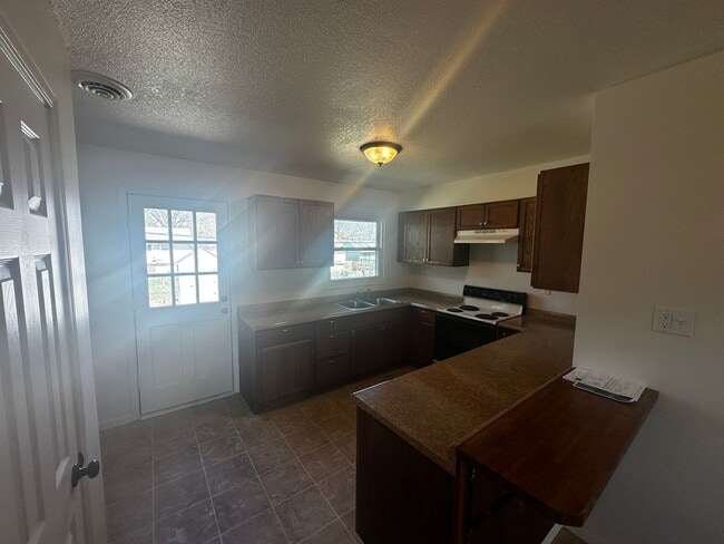 Photo - 4603 Cheyenne Rd