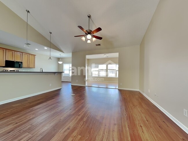 Photo - 7 Wyndham Dr