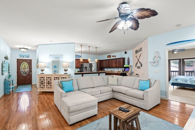 Photo - 306 Pine St S Unit SI ID1521900P