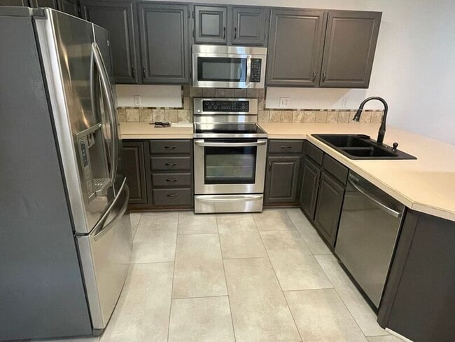 Photo - 1136 Wabash St