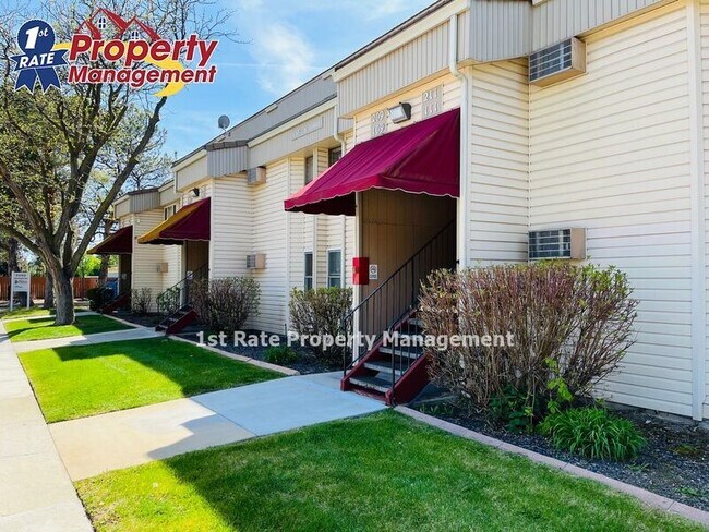 Photo - 1681 N Laurel St Condo Unit #201
