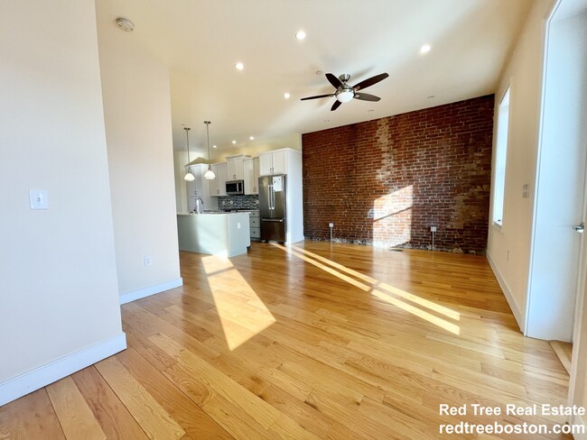 Photo - 40 Thomas Park