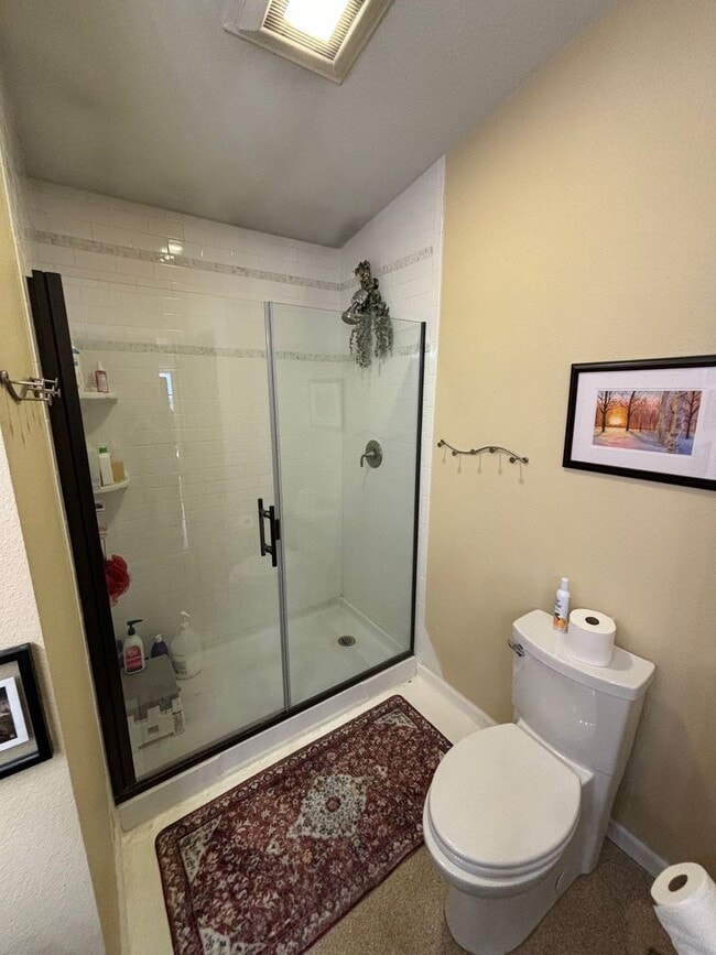 Photo - Cozy 3-bedroom home / Pet friendly / Fenced in yard