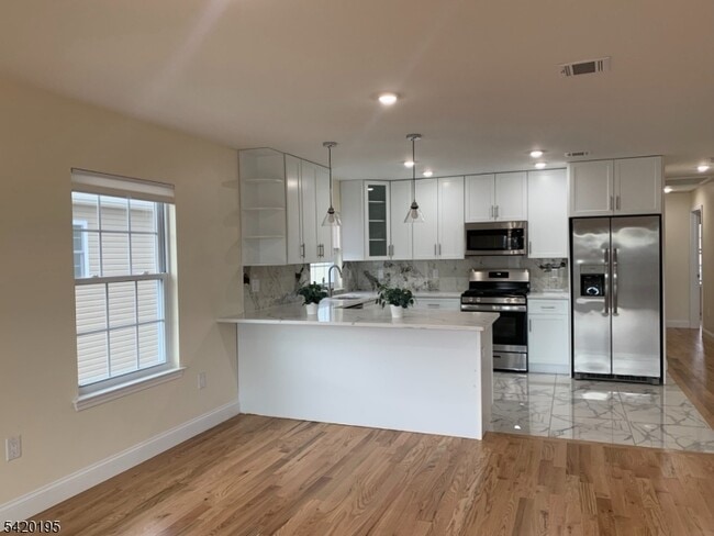 Photo - 257 Dukes St