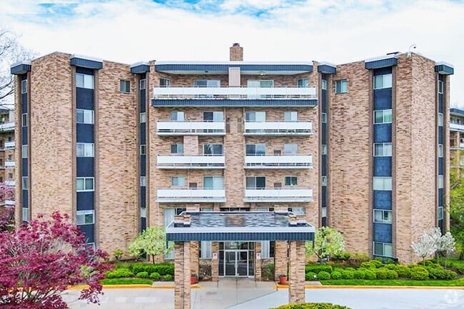 Building Photo - 2112 Acacia Park Dr Unit 424 Rental