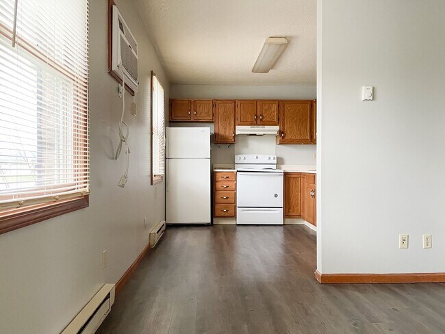 Building Photo - Wood Flooring Unit 111-Apt B