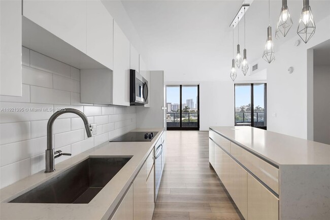 Photo - 101 Diplomat Pkwy Unit 0510