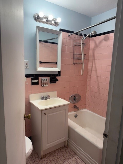 Photo - 256 Lowell Ave Unit 2