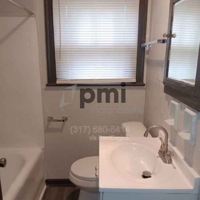 Photo - 1619 S Randolph St