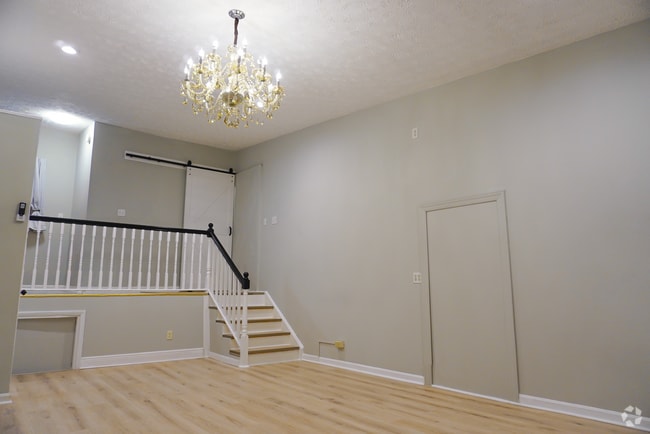 Building Photo - 322 Main St Unit 2R Rental