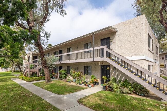 Heritage Park Senior Apartments 55+