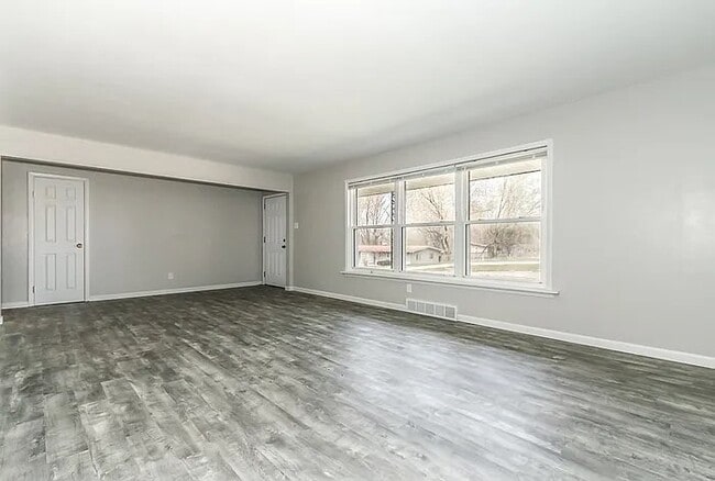 Photo - 1126 Lakeview Ave