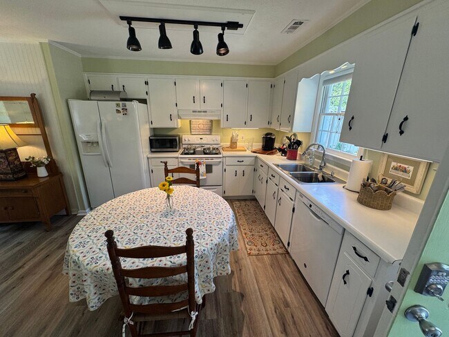 135 Westwinds Drive